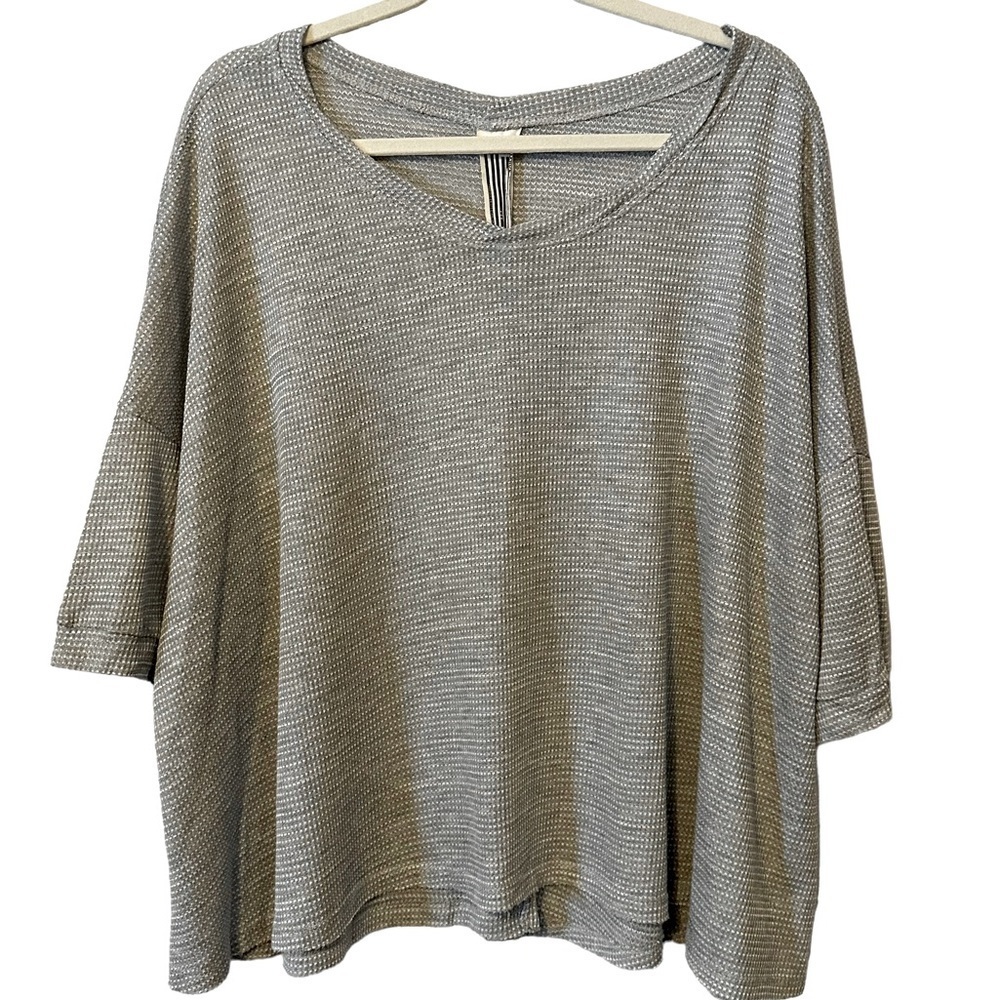 Free People Gray Split Back Waffle Knit‎ Top Size Small #39F034U780